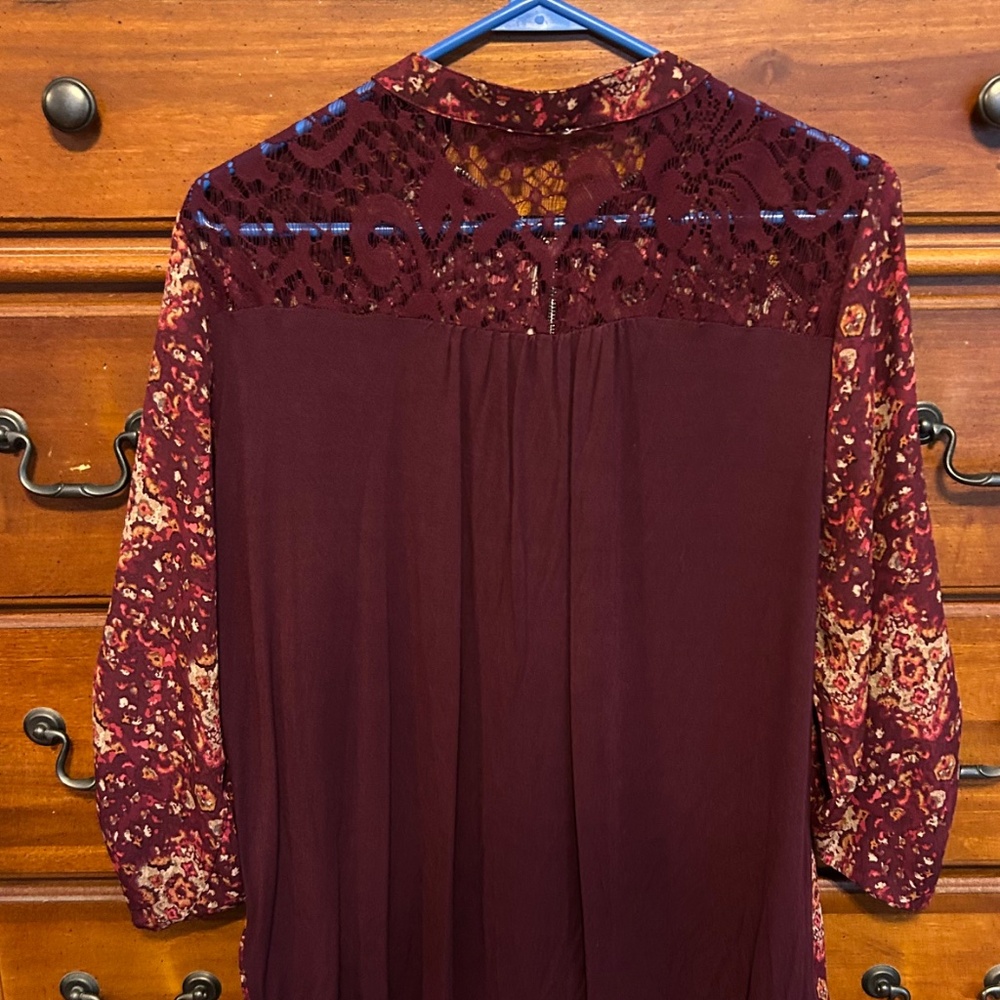 Maurices partial sheer top - Picture 2 of 3
